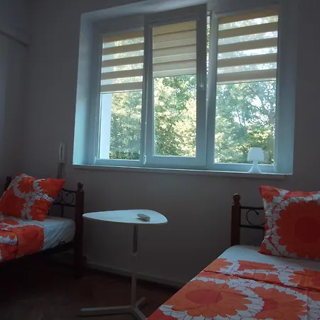 Steady Guests Rooms, Varna